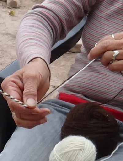 Mesa de trabajo 2 copia 3